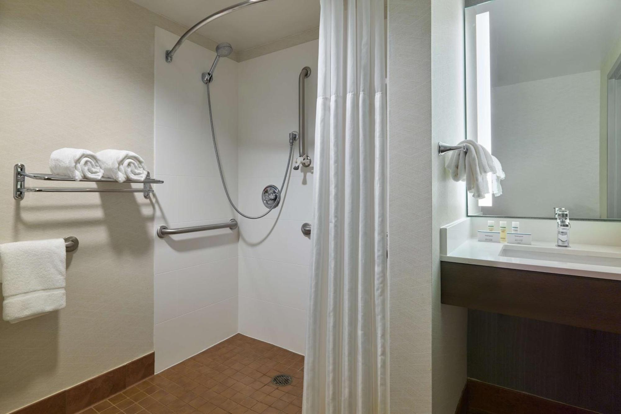Hilton Garden Bloomington
